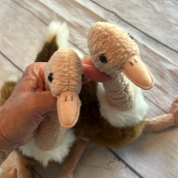 ⭐️HP⭐️ Ty Beanie Buddies “Stretch” the ostrich. Set/2. Large: approx 16”. - Picture 13 of 16